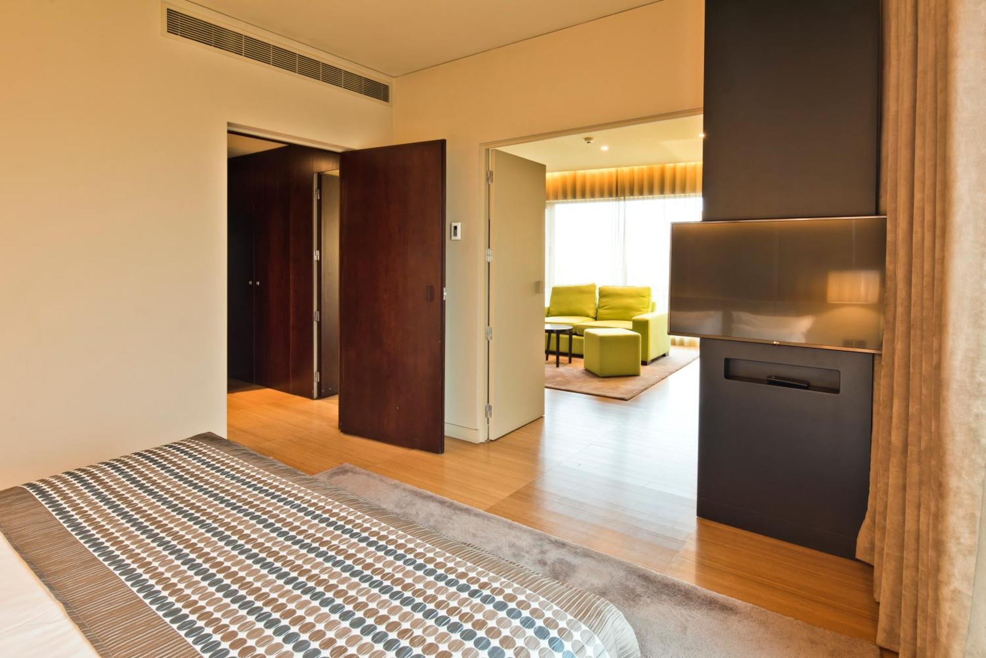Golden Tulip Sao Joao Da Madeira Hotel Room photo