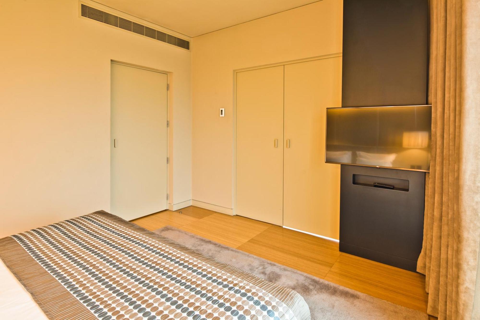 Golden Tulip Sao Joao Da Madeira Hotel Room photo